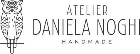 logo black