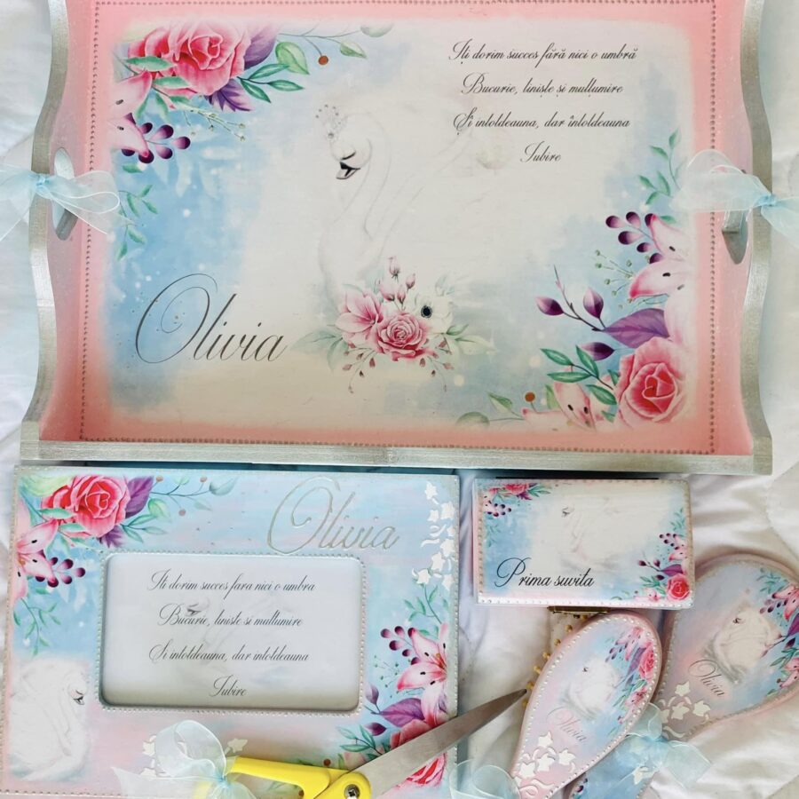 Set Prima Aniversare ”Lebada si flori”