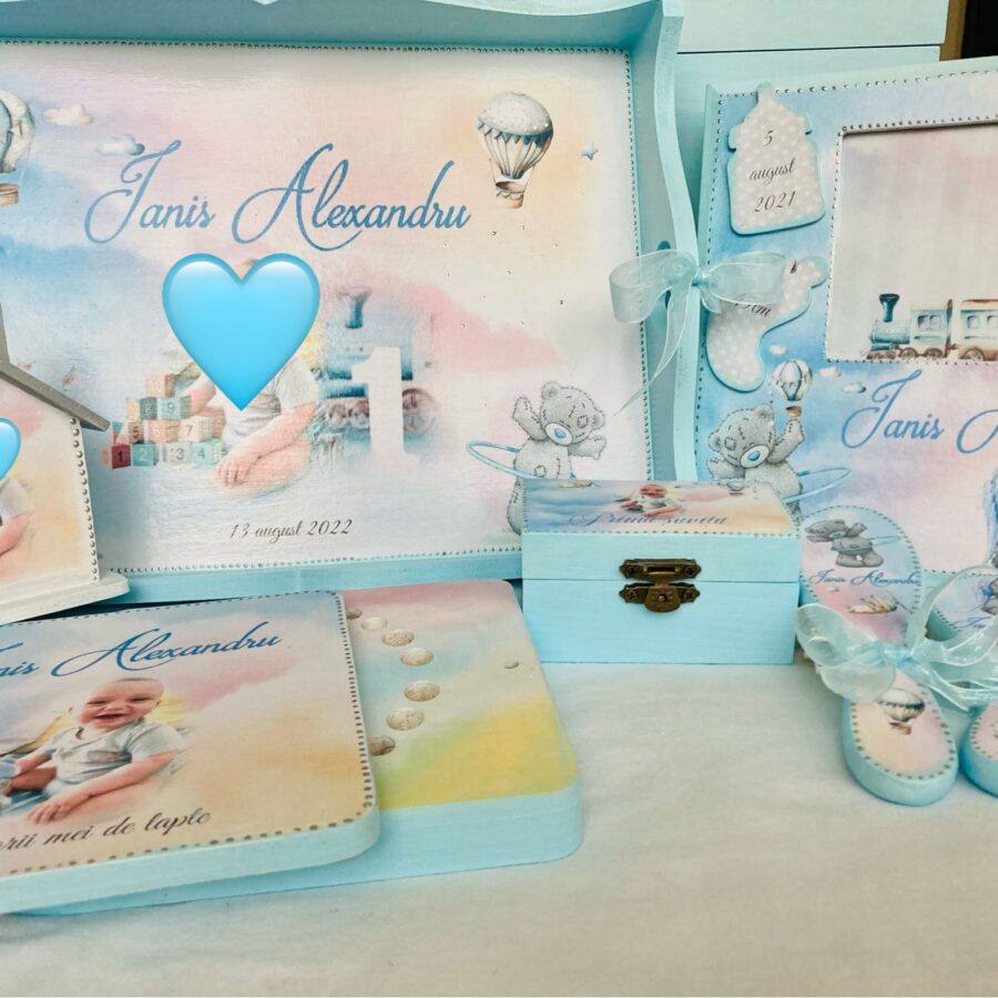 Set Prima Aniversare, cufar, cutie dintisori, pusculita, rama foto cu date nastere ”Balon cu aer cald si ursulet”