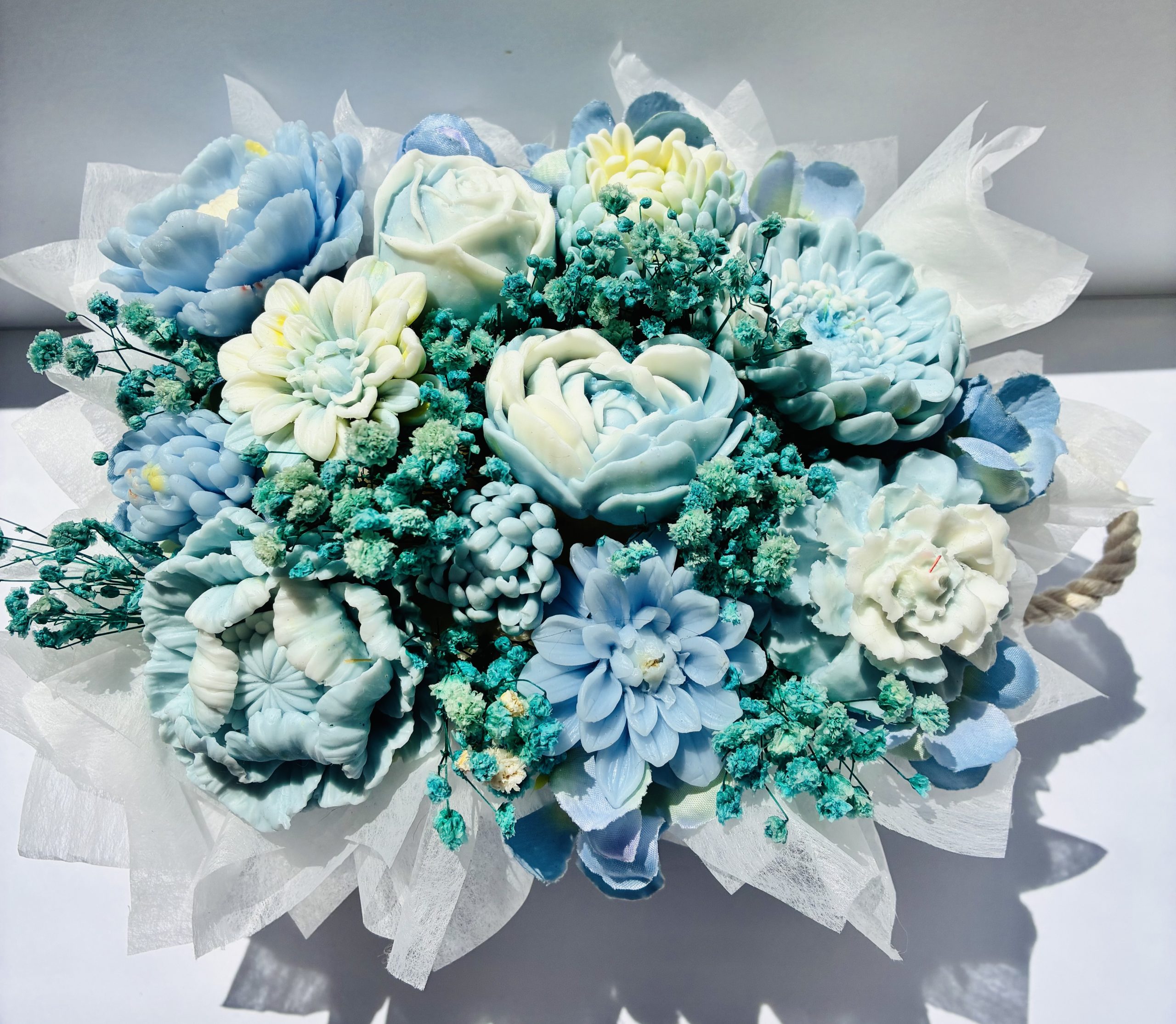 Aranjament flori din baza de sapun ”Blue”